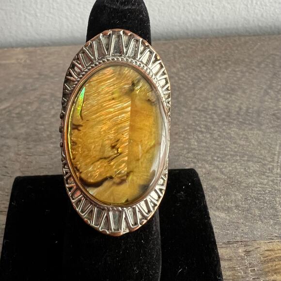 🍭6/$30 Milky iridescent yellowish brown silver metallic cocktail ring size 7 - Picture 8 of 8
